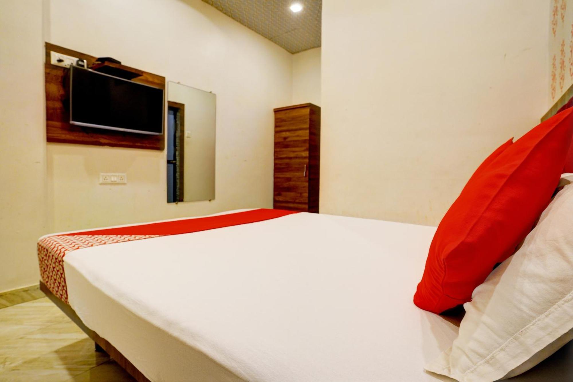 Hotel Aga Begs Mumbai Exterior photo
